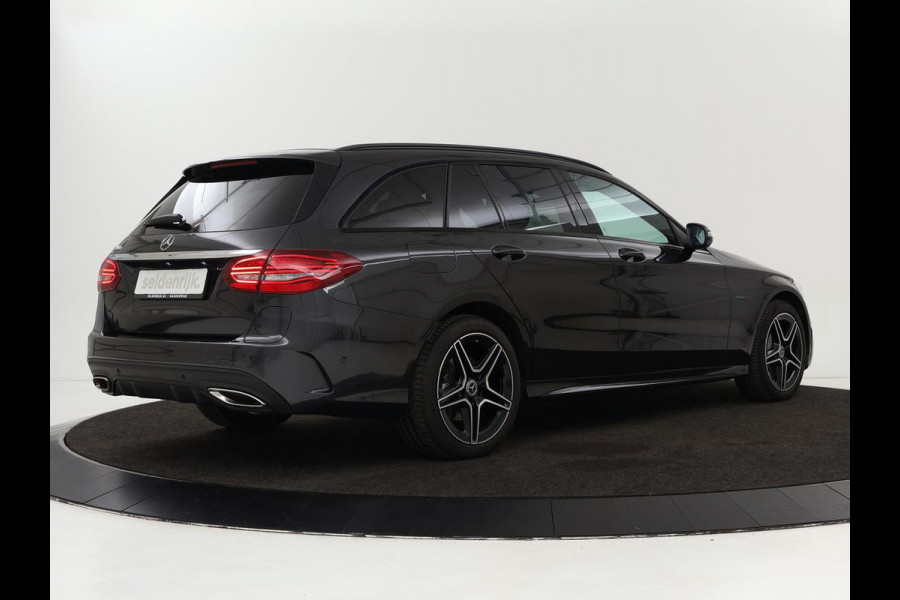 Mercedes-Benz C-Klasse 300e AMG Night | Adaptive cruise | Stoelverwarming | Carplay | Leder/Alcantara | Camera | Navigatie | Full LED