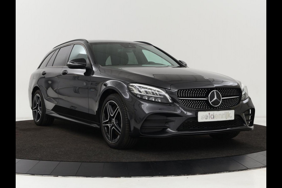 Mercedes-Benz C-Klasse 300e AMG Night | Adaptive cruise | Stoelverwarming | Carplay | Leder/Alcantara | Camera | Navigatie | Full LED