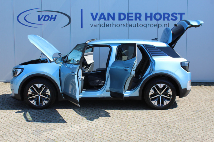 Ford Explorer Extended Range RWD 77kWh/286pk. Range 602km WLTP. Van €. 47650,- voor €. 39895,-. Fabr. garantie t/m 06-10-2028 ! Volautm. airco, elektr. achterklep, navigatie, stoel- en stuurwielverw., adaptieve cruise cntrl, lane- en side assist, 360gr. camera, LM wielen, etc