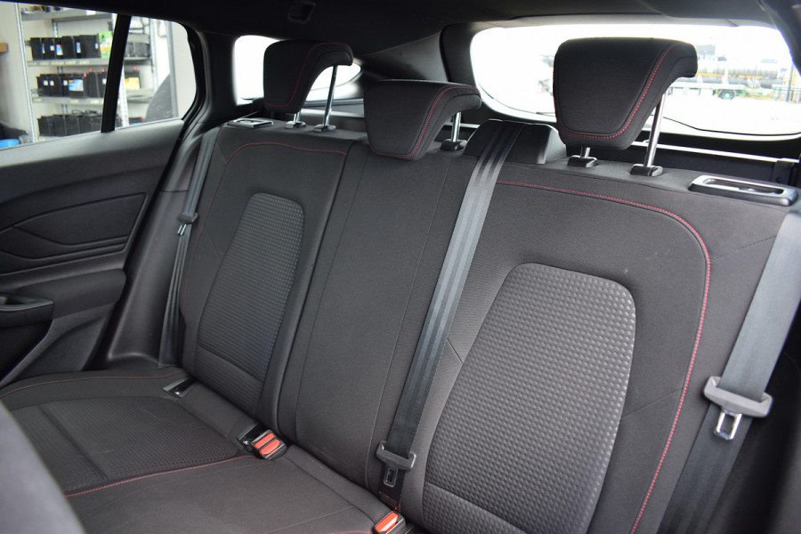 Ford FOCUS Wagon 1.0 EcoBoost ST Line Business | Trekhaak | CarPlay | Stuur- en Stoelverw. | Camera