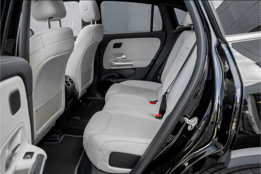 Mercedes-Benz EQA 250 Edition 1 67 kWh AMG Pano Leder Distronic 20" 1e Eig