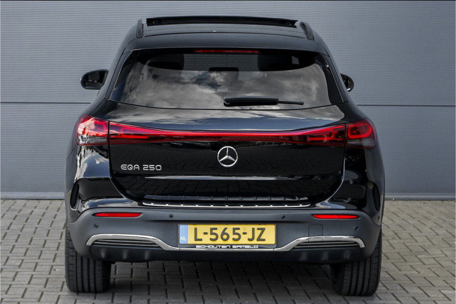 Mercedes-Benz EQA 250 Edition 1 67 kWh AMG Pano Leder Distronic 20" 1e Eig