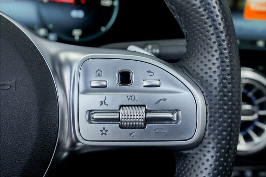 Mercedes-Benz EQA 250 Edition 1 67 kWh AMG Pano Leder Distronic 20" 1e Eig