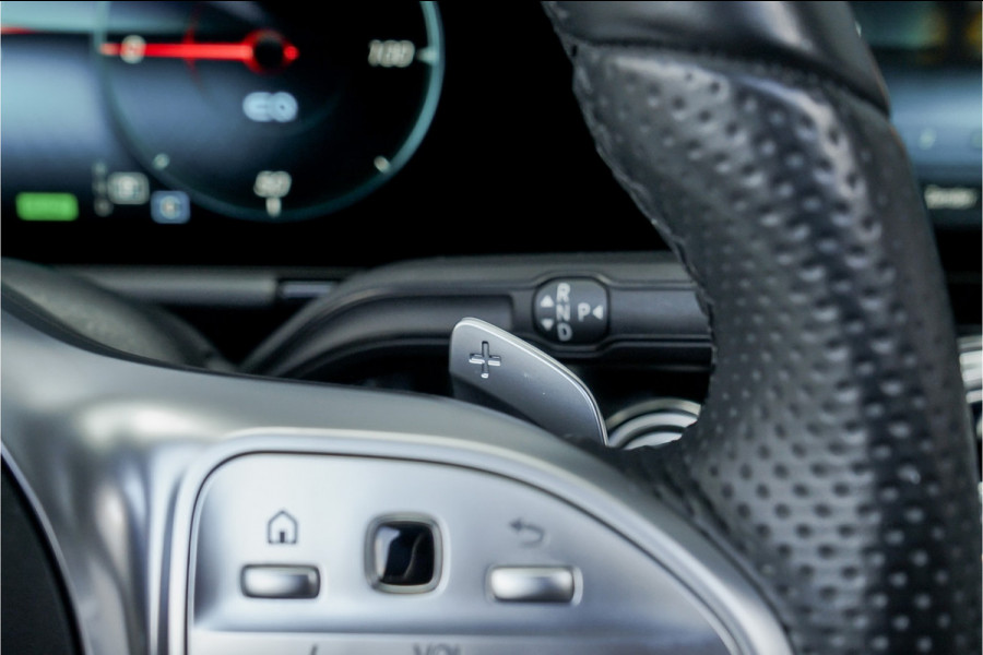 Mercedes-Benz EQA 250 Edition 1 67 kWh AMG Pano Leder Distronic 20" 1e Eig
