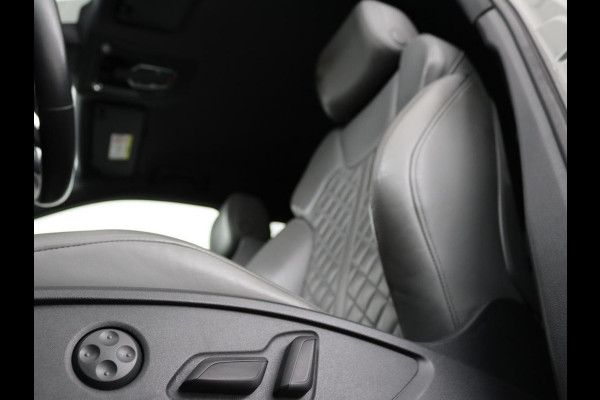 Audi Q5 55 TFSIe S Edition | Trekhaak | Leder | Adaptive cruise | 360 camera | Carplay | Navigatie | Virtual Cockpit | Luchtvering | Matrix LED