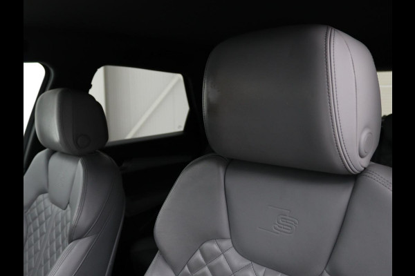 Audi Q5 55 TFSIe S Edition | Trekhaak | Leder | Adaptive cruise | 360 camera | Carplay | Navigatie | Virtual Cockpit | Luchtvering | Matrix LED