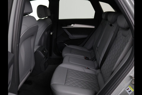 Audi Q5 55 TFSIe S Edition | Trekhaak | Leder | Adaptive cruise | 360 camera | Carplay | Navigatie | Virtual Cockpit | Luchtvering | Matrix LED