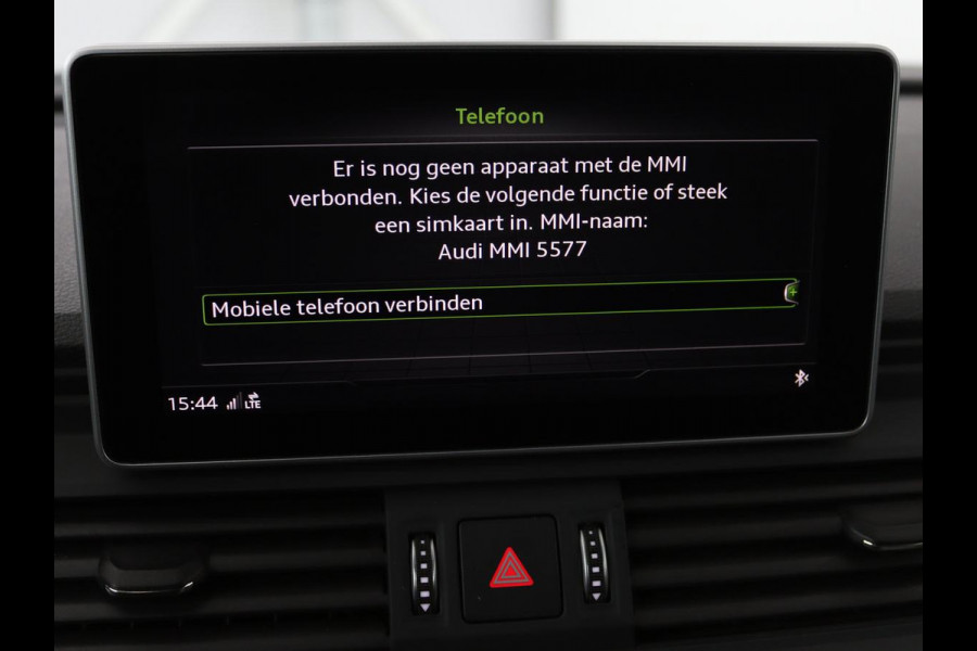 Audi Q5 55 TFSIe S Edition | Trekhaak | Leder | Adaptive cruise | 360 camera | Carplay | Navigatie | Virtual Cockpit | Luchtvering | Matrix LED