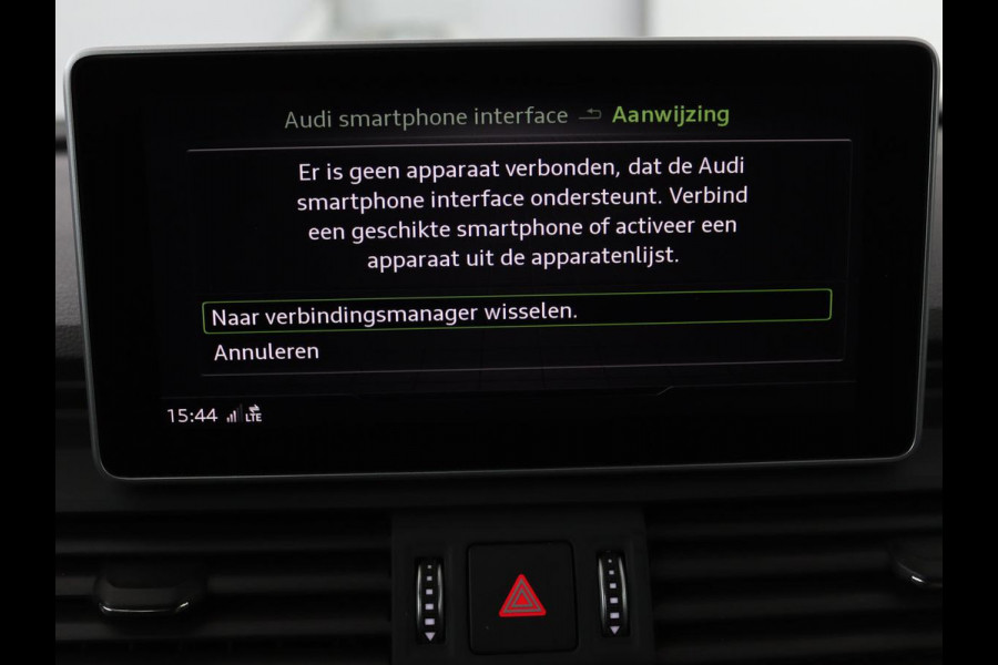 Audi Q5 55 TFSIe S Edition | Trekhaak | Leder | Adaptive cruise | 360 camera | Carplay | Navigatie | Virtual Cockpit | Luchtvering | Matrix LED