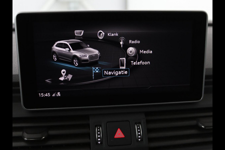 Audi Q5 55 TFSIe S Edition | Trekhaak | Leder | Adaptive cruise | 360 camera | Carplay | Navigatie | Virtual Cockpit | Luchtvering | Matrix LED