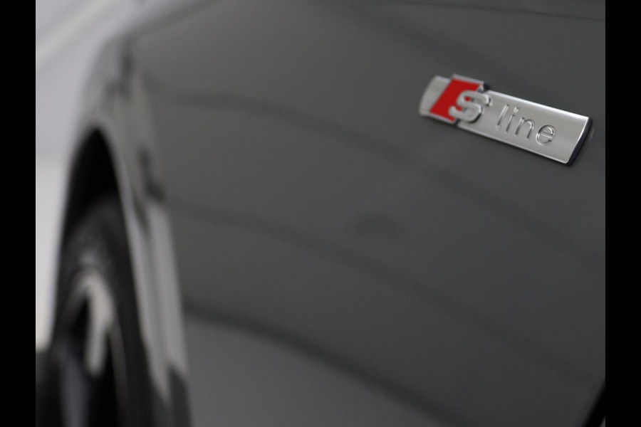 Audi Q5 55 TFSIe S Edition | Trekhaak | Leder | Adaptive cruise | 360 camera | Carplay | Navigatie | Virtual Cockpit | Luchtvering | Matrix LED