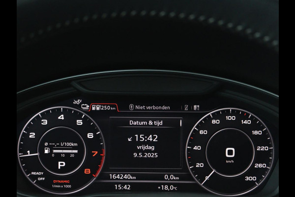 Audi Q5 55 TFSIe S Edition | Trekhaak | Leder | Adaptive cruise | 360 camera | Carplay | Navigatie | Virtual Cockpit | Luchtvering | Matrix LED