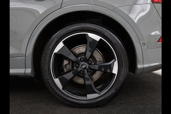 Audi Q5 55 TFSIe S Edition | Trekhaak | Leder | Adaptive cruise | 360 camera | Carplay | Navigatie | Virtual Cockpit | Luchtvering | Matrix LED