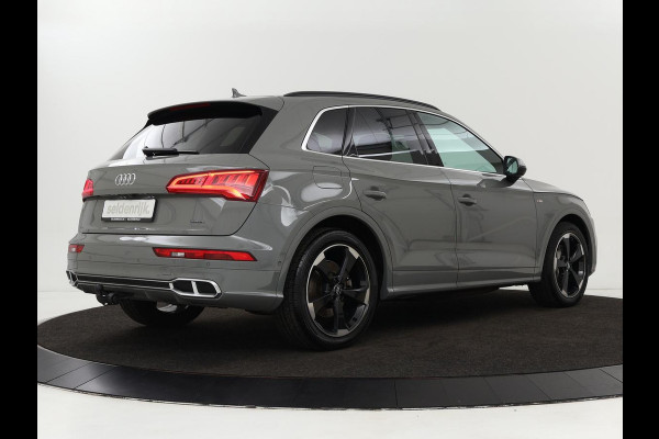 Audi Q5 55 TFSIe S Edition | Trekhaak | Leder | Adaptive cruise | 360 camera | Carplay | Navigatie | Virtual Cockpit | Luchtvering | Matrix LED