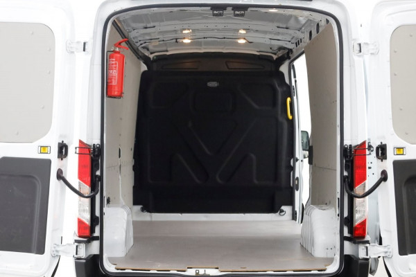 Ford Transit 350 2.0 TDCI 130pk L3H2 Trend Airco/Imperiaal Trekhaak 2800kg 11-2020