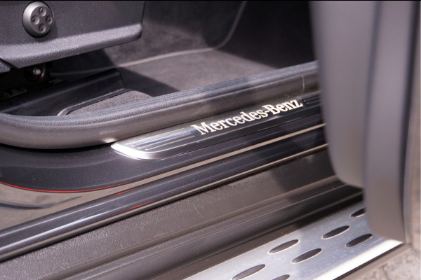 Mercedes-Benz GLC GLC 300 e 4M | Luchtvering Leder Rijassistentie