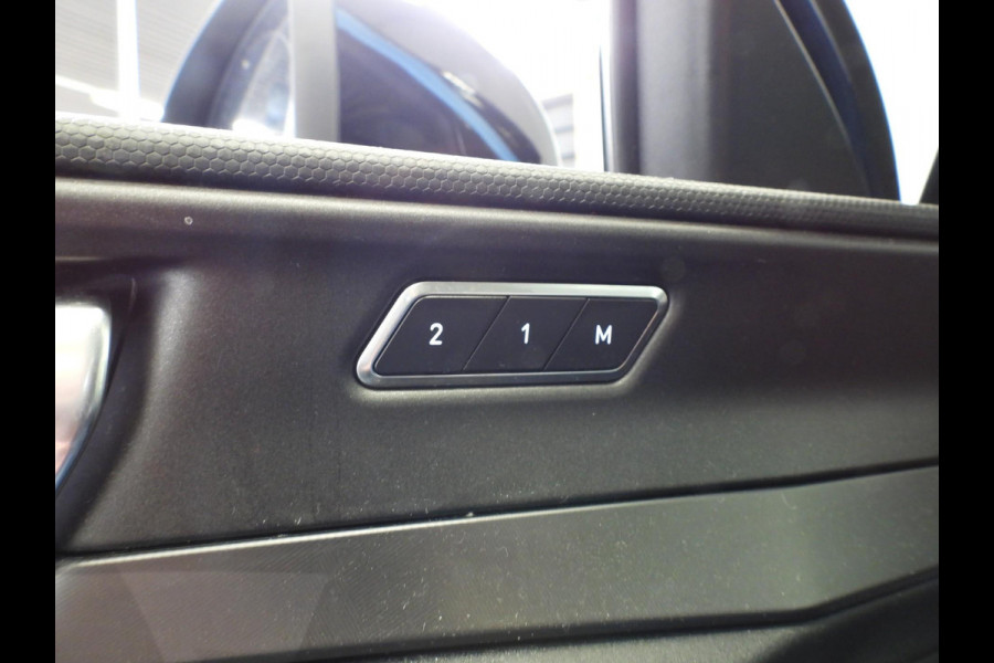 Lynk & Co 01 1.5 PHEV Plug-In NAVI/360CAM/SCHUIFDAK/LED/20"LMV!