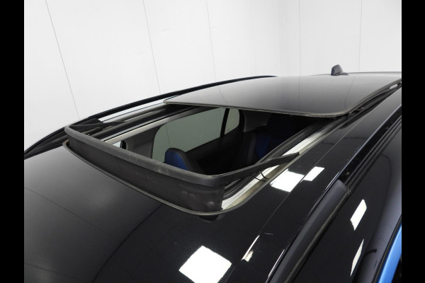 Lynk & Co 01 1.5 PHEV Plug-In NAVI/360CAM/SCHUIFDAK/LED/20"LMV!