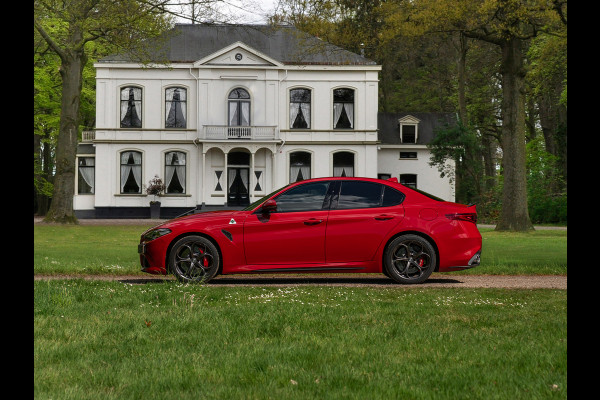 Alfa Romeo Giulia 2.9 V6 Quadrifoglio | Manual | 2e eigenaar | Harman/Kardon