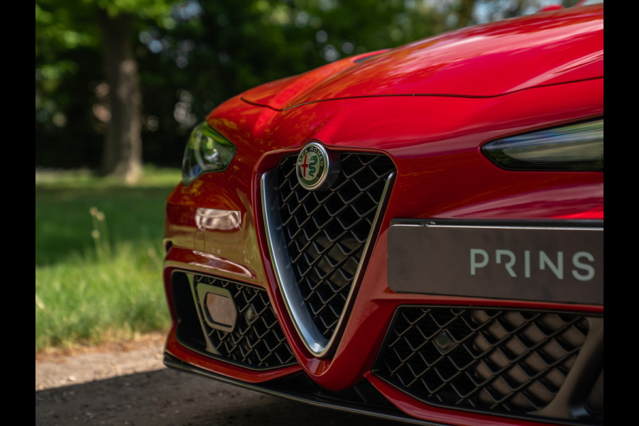 Alfa Romeo Giulia 2.9 V6 Quadrifoglio | Manual | 2e eigenaar | Harman/Kardon