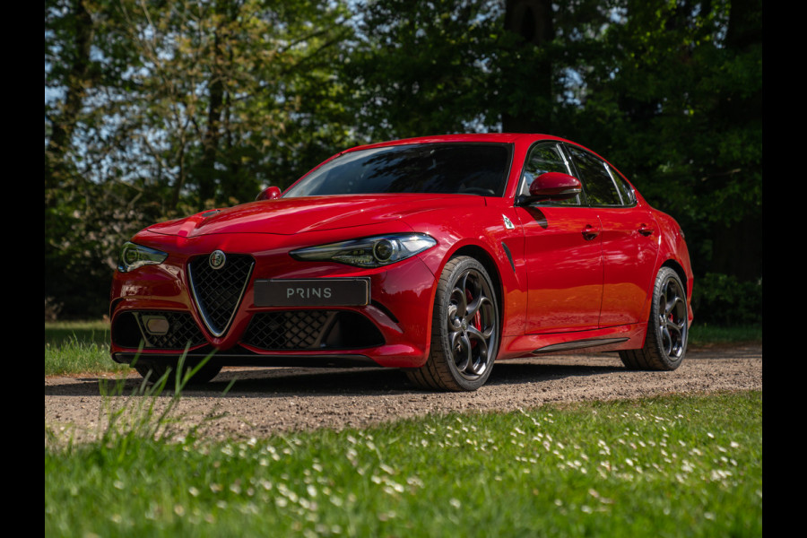Alfa Romeo Giulia 2.9 V6 Quadrifoglio | Manual | 2e eigenaar | Harman/Kardon