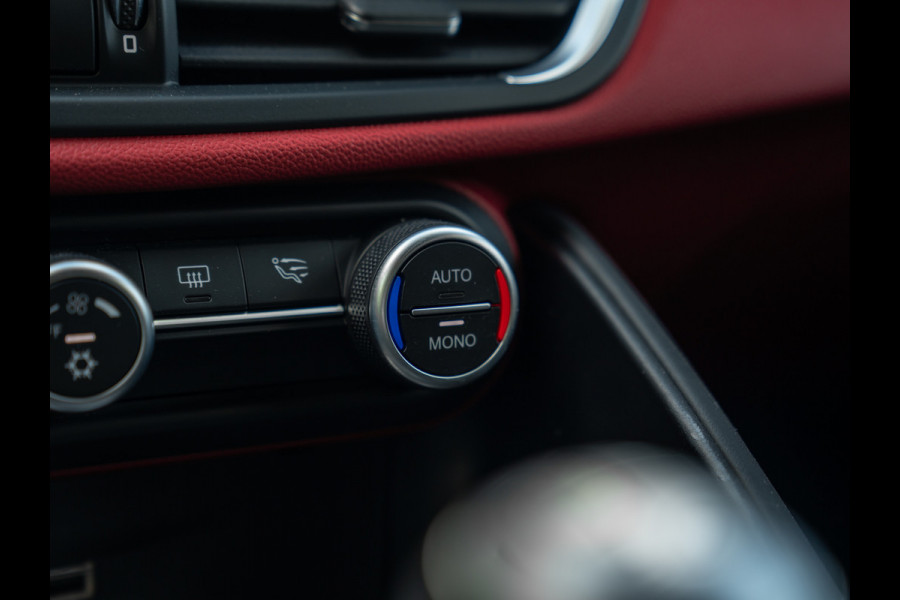 Alfa Romeo Giulia 2.9 V6 Quadrifoglio | Manual | 2e eigenaar | Harman/Kardon
