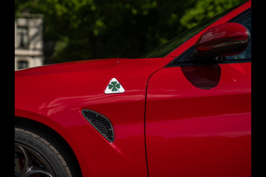 Alfa Romeo Giulia 2.9 V6 Quadrifoglio | Manual | 2e eigenaar | Harman/Kardon