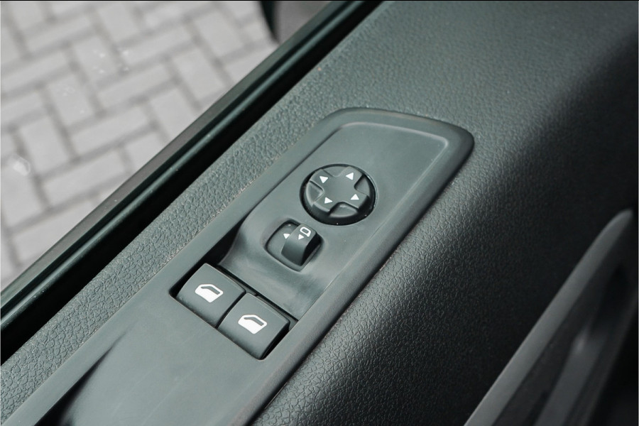 Toyota ProAce Worker 2.0 D-4D Professional Long DC Trekhaak Navi 1e Eig