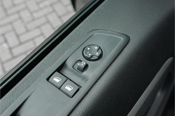 Toyota ProAce Worker 2.0 D-4D Professional Long DC Trekhaak Navi 1e Eig
