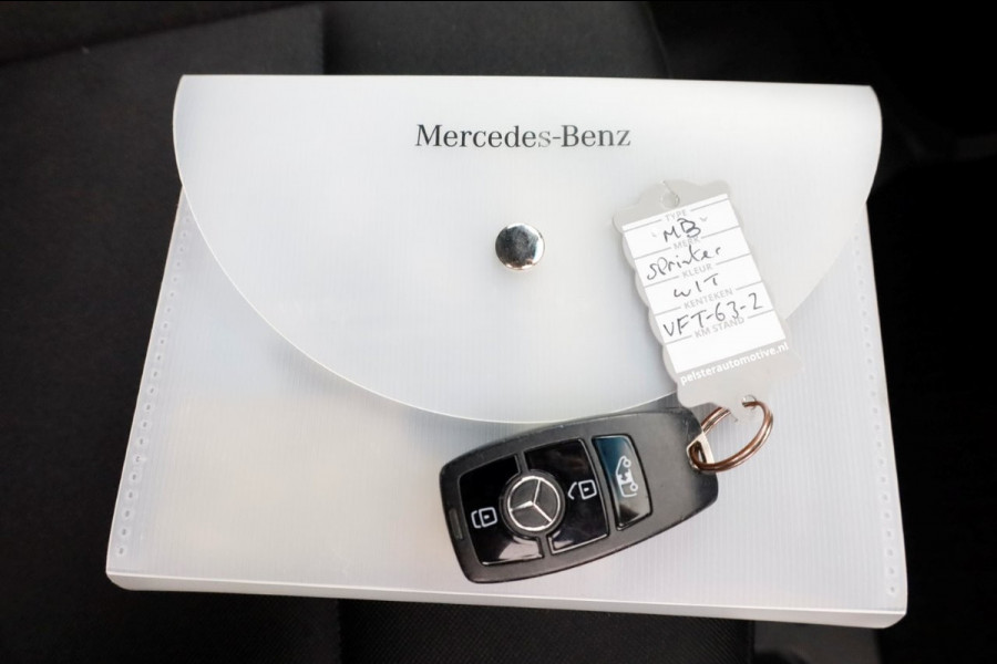 Mercedes-Benz Sprinter 311 CDI 115pk RWD L2H2 Airco Laadklep 500kg + Trekhaak 07-2020