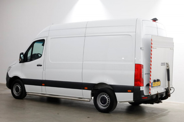 Mercedes-Benz Sprinter 311 CDI 115pk RWD L2H2 Airco Laadklep 500kg + Trekhaak 07-2020