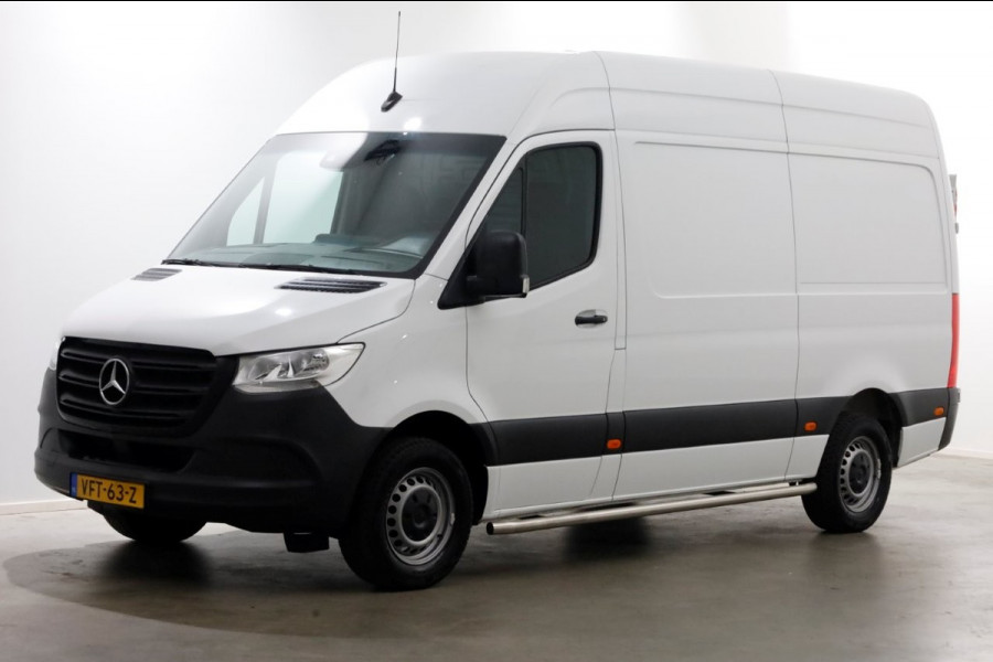 Mercedes-Benz Sprinter 311 CDI 115pk RWD L2H2 Airco Laadklep 500kg + Trekhaak 07-2020