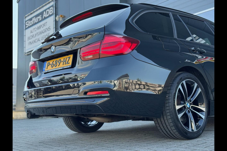 BMW 3 Serie Touring 318d 150pk Automaat Sport Line | Navi Prof. | LED | Climate | Cruise | Sportstoelen | Sportstuur | 18 inch