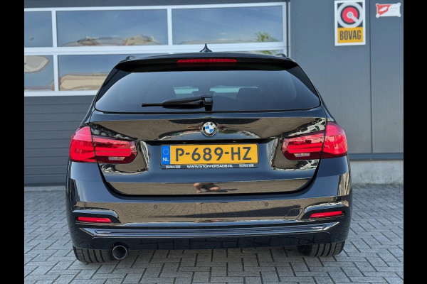 BMW 3 Serie Touring 318d 150pk Automaat Sport Line | Navi Prof. | LED | Climate | Cruise | Sportstoelen | Sportstuur | 18 inch