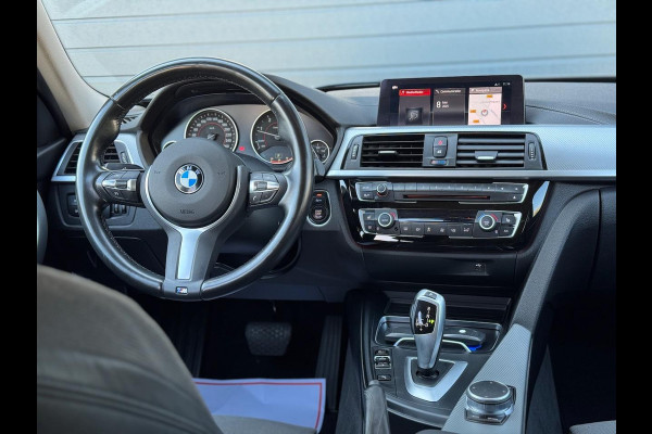 BMW 3 Serie Touring 318d 150pk Automaat Sport Line | Navi Prof. | LED | Climate | Cruise | Sportstoelen | Sportstuur | 18 inch