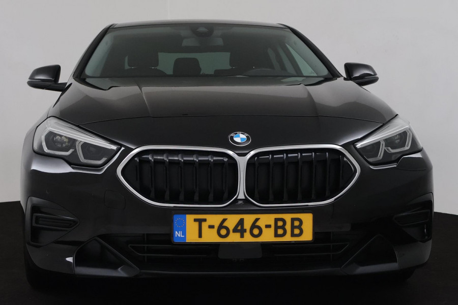 BMW 2 Serie Gran Coupé 218i Introduction Edition (PARKEERSENSOREN, CRUISE CONTROL, NAVIGATIE, DEALER ONDERHOUDEN)