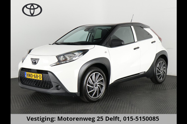 Toyota Aygo X 1.0 VVT-i MT PLAY BLACK & WHITE EDITION CRUISE CONTROLL. CLOUD NAVIGATIE. AIRCO GARANTIE TOT 2033 !!