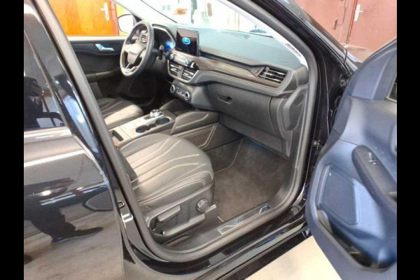 Ford Kuga 2.5 PHEV Vignale 225pk | Driver Assistance Pack | Technology Pack | Winterpack | Trekhaak afneembaar | Set winter velgen | 1.500kg Trekgewicht