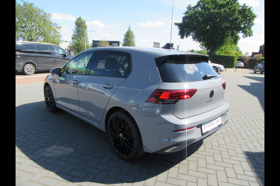 Volkswagen Golf 8 1.5 TSI Style, Navi, Ad.Cruise Control, Stoelverw, 18 Inch