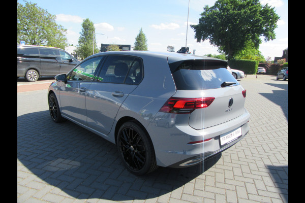 Volkswagen Golf 8 1.5 TSI Style, Navi, Ad.Cruise Control, Stoelverw, 18 Inch