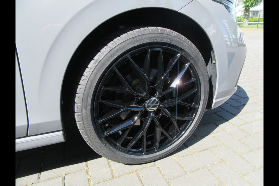 Volkswagen Golf 8 1.5 TSI Style, Navi, Ad.Cruise Control, Stoelverw, 18 Inch