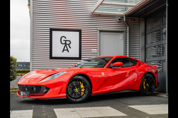 Ferrari 812 6.5 V12 Superfast | KUIPSTOELEN | BTW AUTO