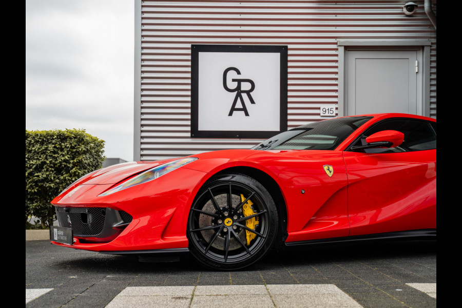 Ferrari 812 6.5 V12 Superfast | KUIPSTOELEN | BTW AUTO