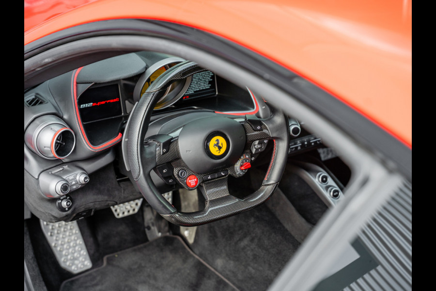Ferrari 812 6.5 V12 Superfast | KUIPSTOELEN | BTW AUTO