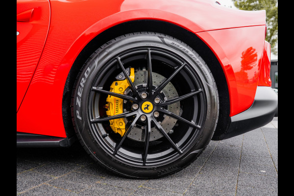 Ferrari 812 6.5 V12 Superfast | KUIPSTOELEN | BTW AUTO