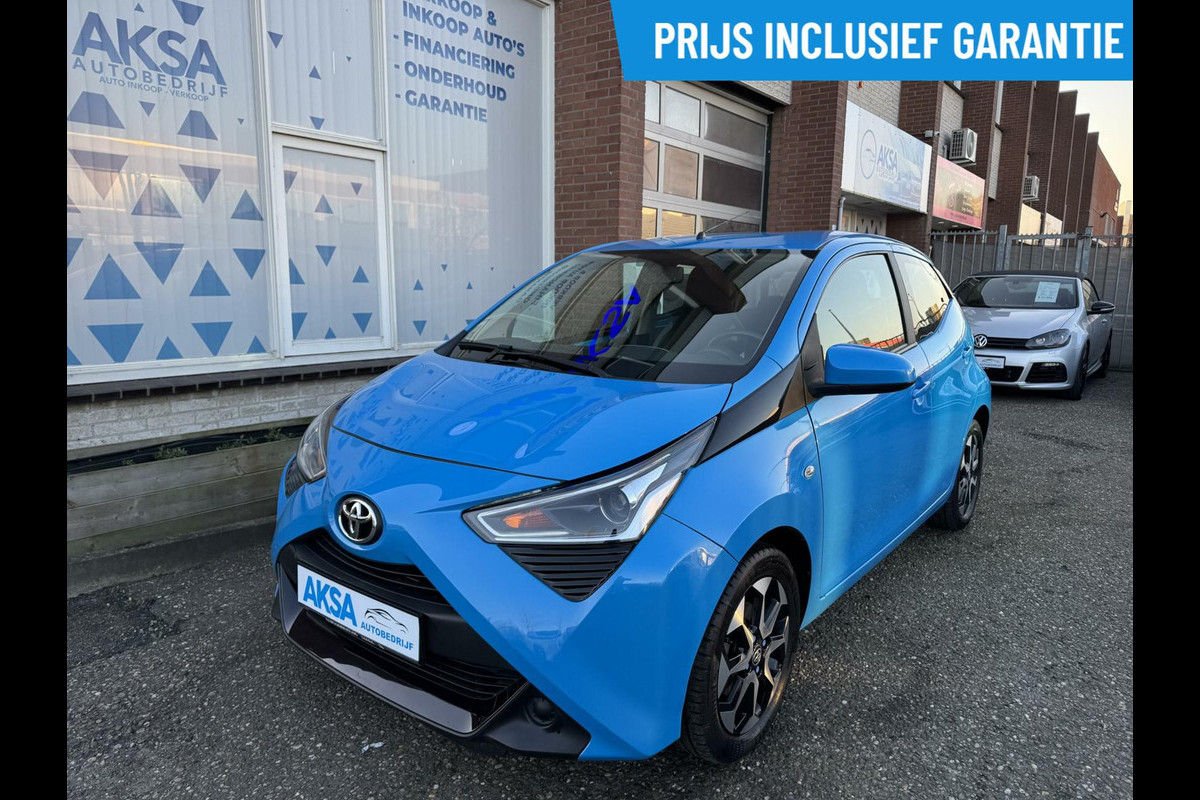 Toyota Aygo 1.0 VVT-i x-play 72 pk Automaat/CarPlay/Sportvelg/Garantie Toyota Aygo 1.0 VVT-i x-play 72 pk Automaat/CarPlay/Sportvelg/Garantie