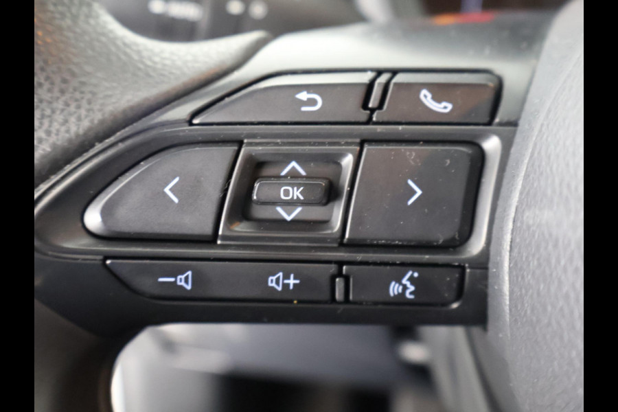 Toyota Aygo X 1.0 VVT-i MT PLAY BLACK & WHITE EDITION CRUISE CONTROLL. CLOUD NAVIGATIE. AIRCO GARANTIE TOT 2033 !!