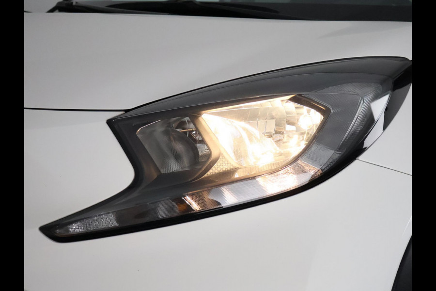 Toyota Aygo X 1.0 VVT-i MT PLAY BLACK & WHITE EDITION CRUISE CONTROLL. CLOUD NAVIGATIE. AIRCO GARANTIE TOT 2033 !!