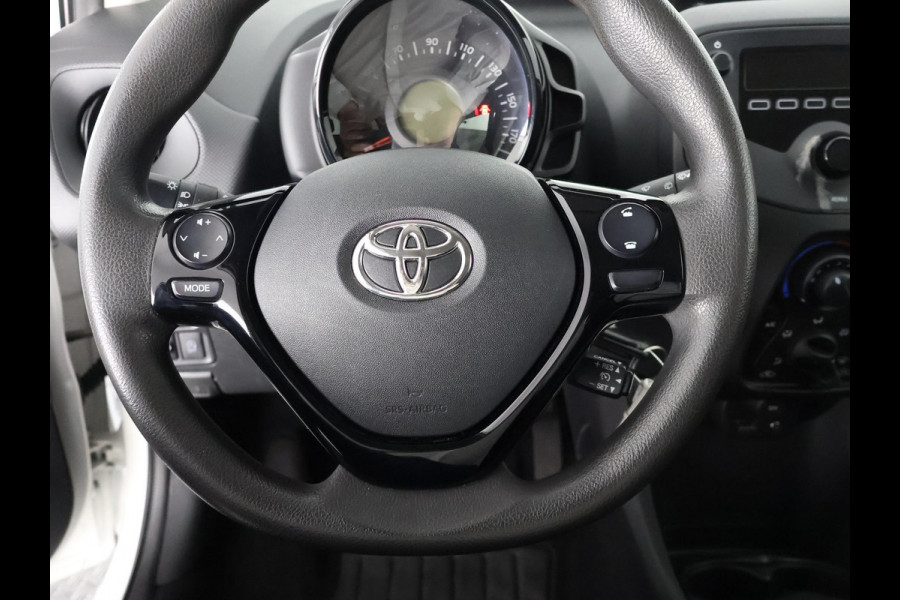 Toyota Aygo 1.0 VVT-i X-FUN STYLE PACK 5-DEURS.ELEKTRISCHE RAMEN.AIRCO.BLUETOOTH.GARANTIE TOT 11-2027