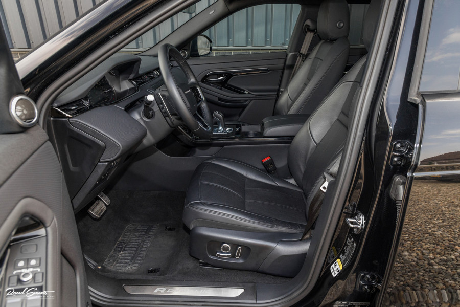 Land Rover Range Rover Evoque 1.5 P300e AWD R-Dynamic S | Panorama dak | Adaptieve cruise | Premium audio | Elektrische stoelen | 360 camera |